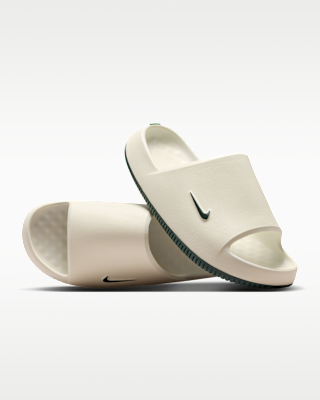 Nike Calm (Michigan State) Men's College Slides. Nike.com
